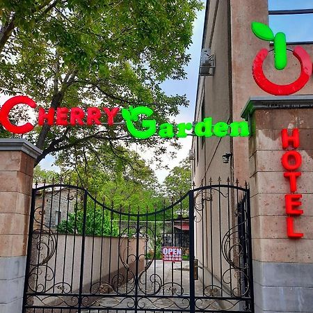 Cherry Garden Boutique Hotel Yeghegnadzor ภายนอก รูปภาพ