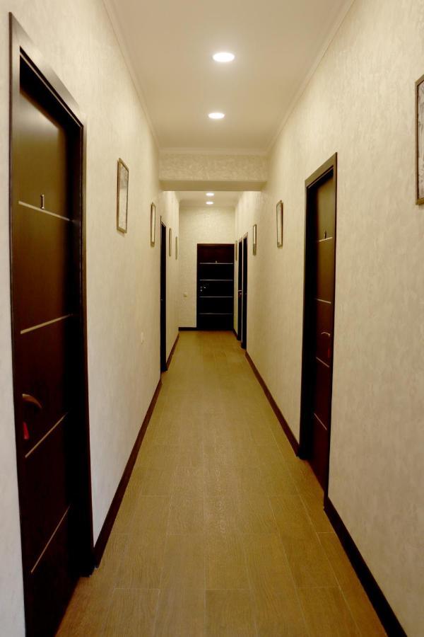 Cherry Garden Boutique Hotel Yeghegnadzor ภายนอก รูปภาพ