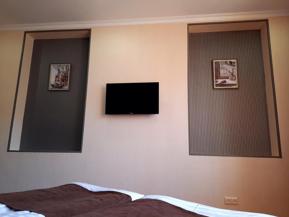 Cherry Garden Boutique Hotel Yeghegnadzor ภายนอก รูปภาพ