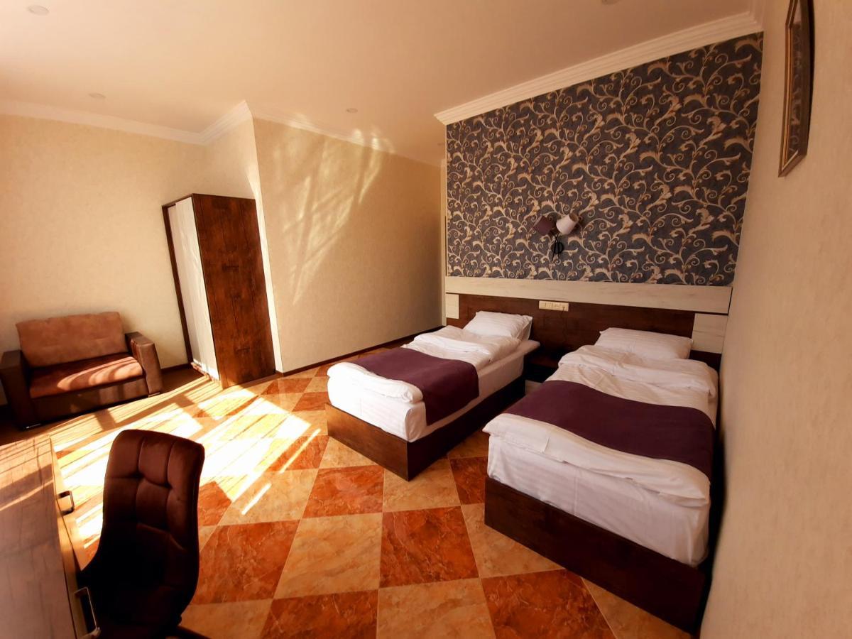 Cherry Garden Boutique Hotel Yeghegnadzor ภายนอก รูปภาพ
